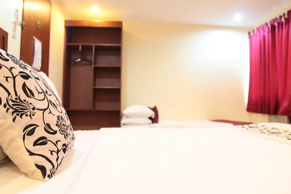 Nagaland Hotel Екстериор снимка
